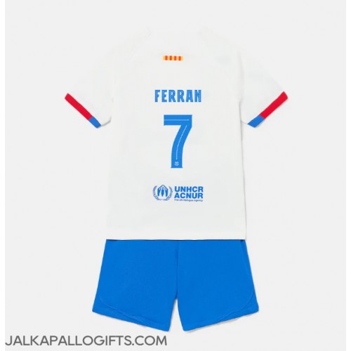 Barcelona Ferran Torres #7 Vieras Peliasu Lasten 2023-24 Lyhythihainen (+ Lyhyet housut)